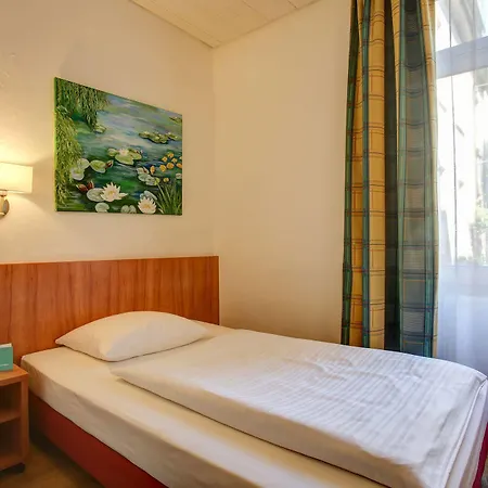 Trip Blankenburg Hotel 3*